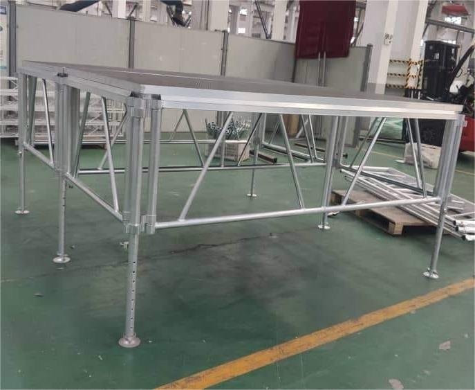 aluminum brace stage