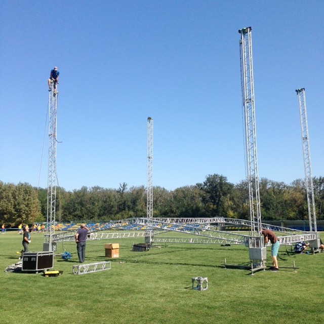 concert roof truss